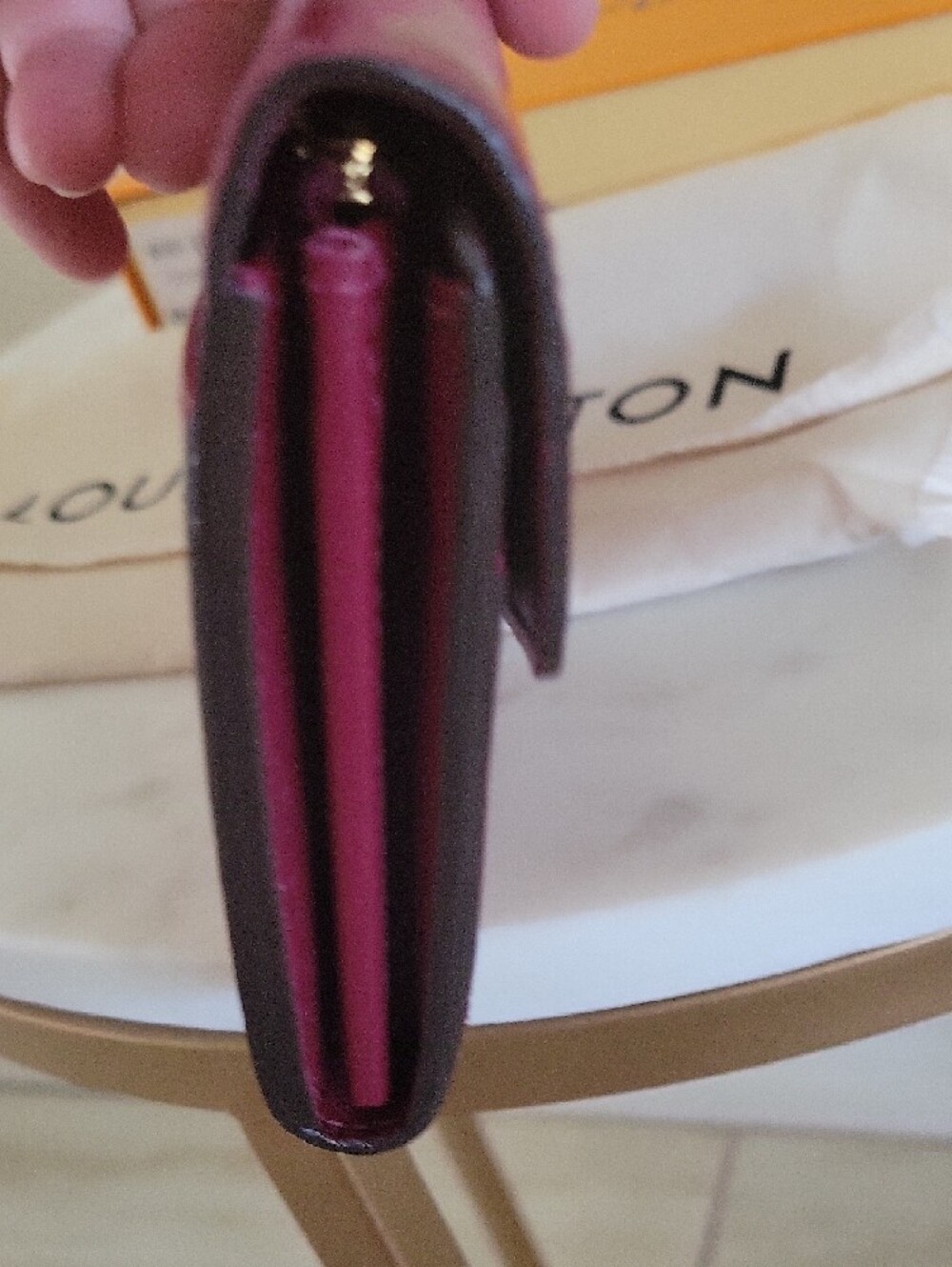 Louis Vuitton Vernis Patent Leather Wallet in Bordeaux - Picture 4 of 12